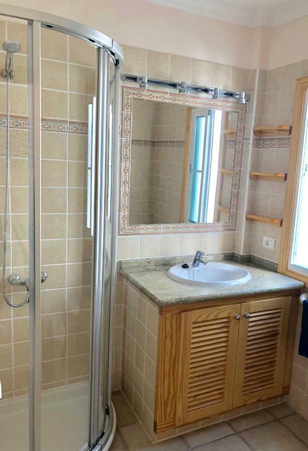 Apartamentos El Faro Puerto De Naos Exterior foto