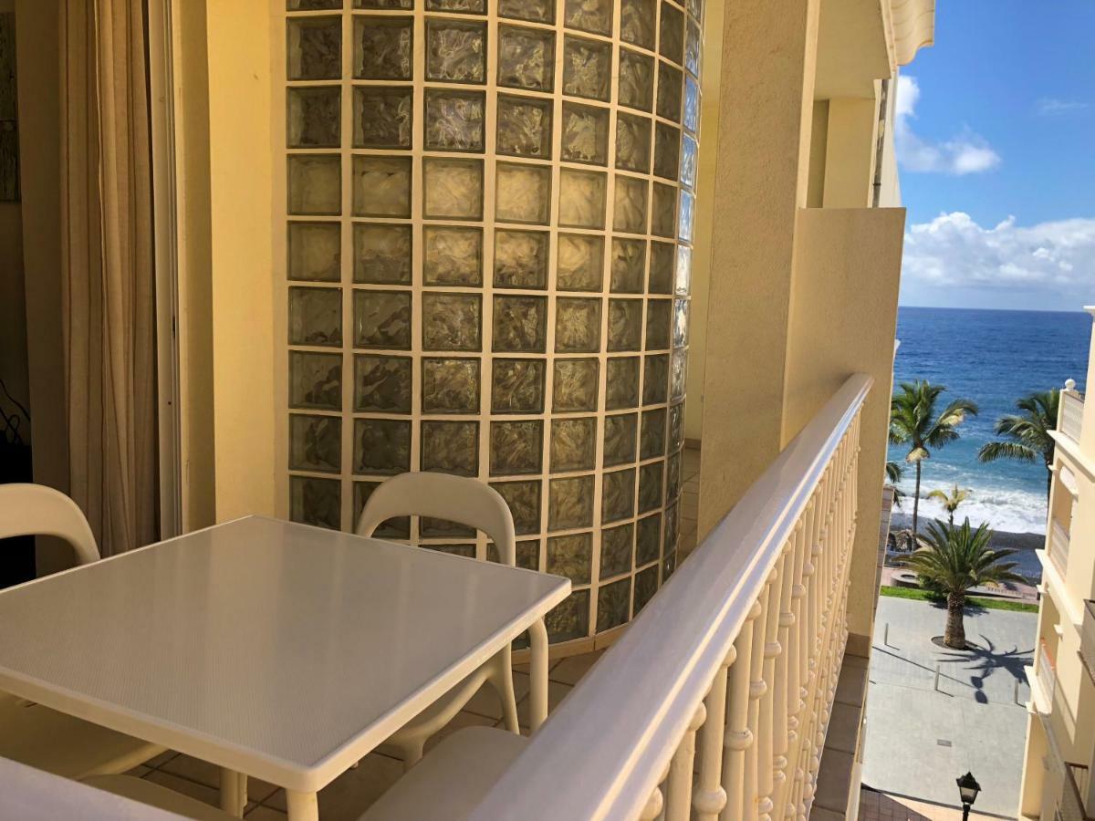 Apartamentos El Faro Puerto De Naos Exterior foto